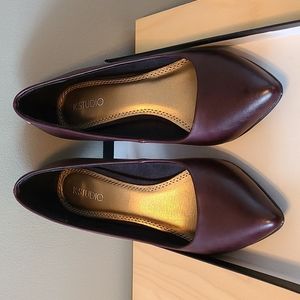 ★ 3 for $20 ★ K Studio -heels